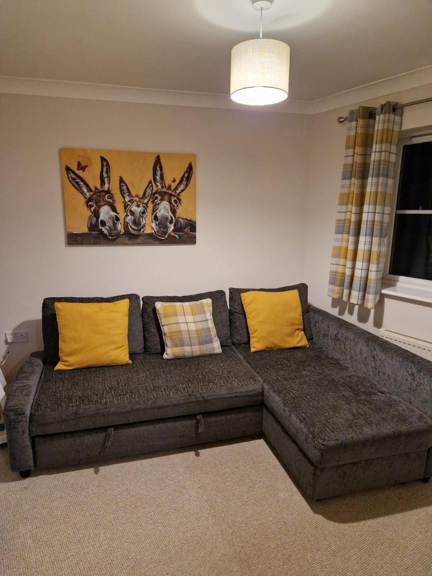 Hereford - Finch House - Modern 4 Bedroom House Located In South Hereford, Dog Friendly With Nearby Countryside, Pool Table, Sleeps Up To 10 Guests - Hosted By Rentmyhouse Bagian luar foto